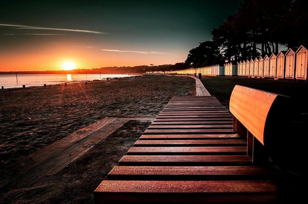 Mudeford Beach Lodge المظهر الخارجي الصورة